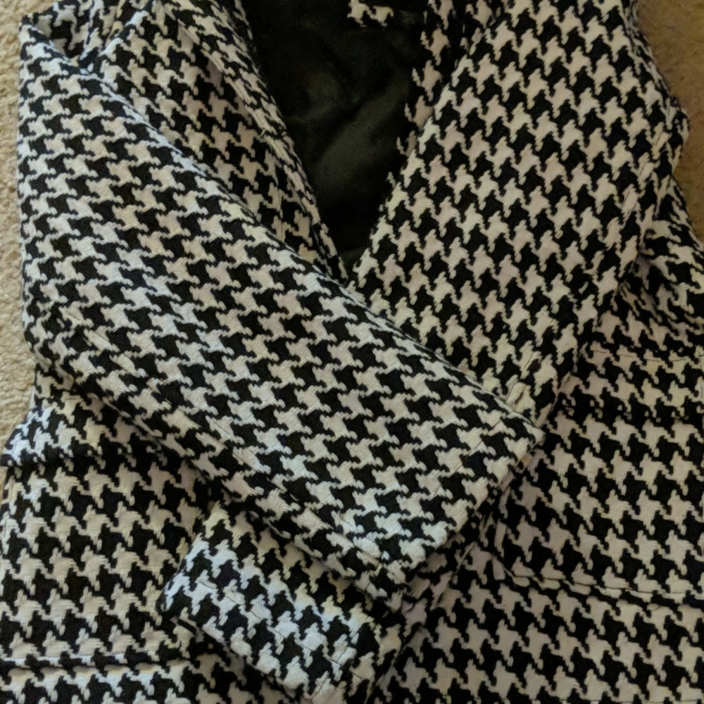 USED Girls Winter coat - Picture 3 of 5
